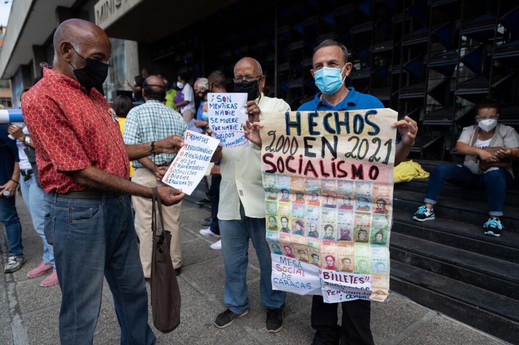 Gremios y trabajadores convocan protesta por "salarios dignos" en el Día del Trabajador
