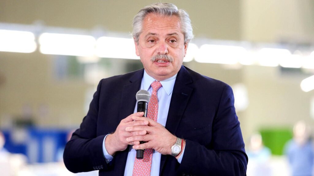 Argentina pide levantar sanciones