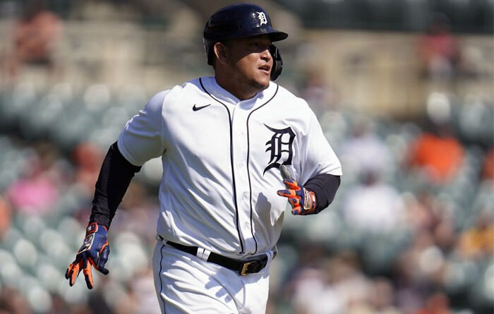 Miguel Cabrera superó a Andre Dawson