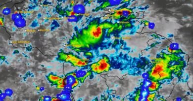 Onda tropical pudiera originar fuerte oleaje en costas del oriente del país