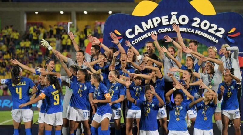 Brasil vence 1-0 a Colombia y se titula en la Copa América femenina de fútbol