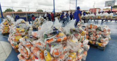 Alcaldía de Lagunillas distribuyó 2 mil bolsas de comida a precios accesibles