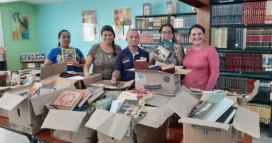 Biblioteca municipal "David Scott" recibió segunda donación de 760 libros