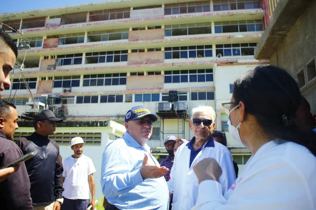Alcaldía abasteció con 100 mil litros de agua potable al Hospital de Cabimas 