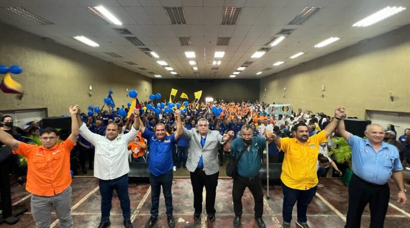 Alcalde José Mosquera juramentó Plataforma Unitaria en Lagunillas