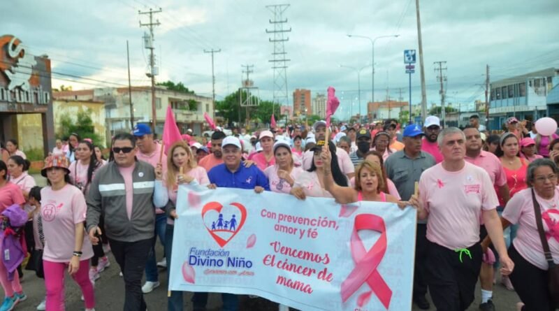 En Lagunillas realizaron caminata por el Día Mundial de la lucha contra el Cáncer de Mama