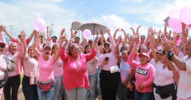 "Parada por la vida" en Cabimas en el Día Internacional de la lucha contra el cáncer de mama