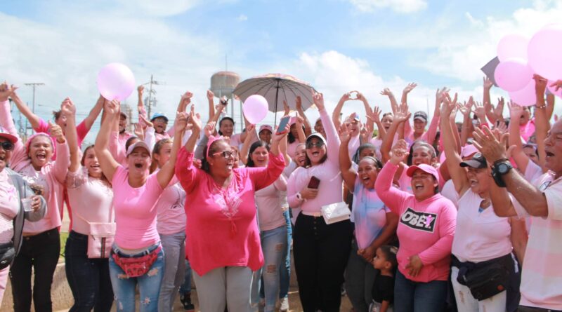 "Parada por la vida" en Cabimas en el Día Internacional de la lucha contra el cáncer de mama