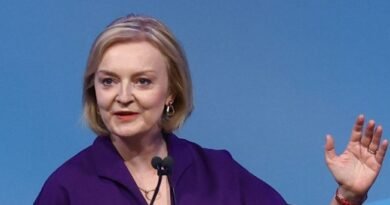 Dimitió a su cargo primera ministra británica Liz Truss