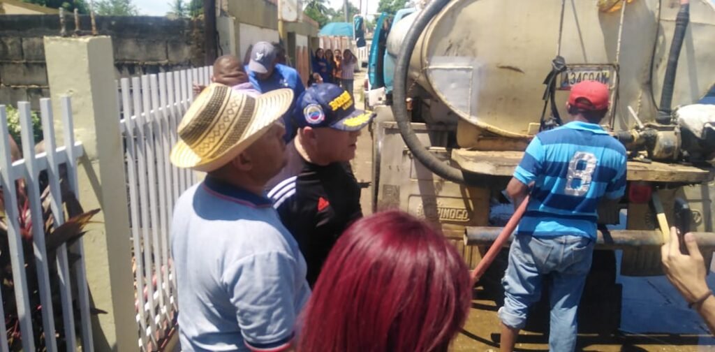 Escasez de gasoil amenaza  recolección de desechos sólido y distribución gratuita de agua en Cabimas