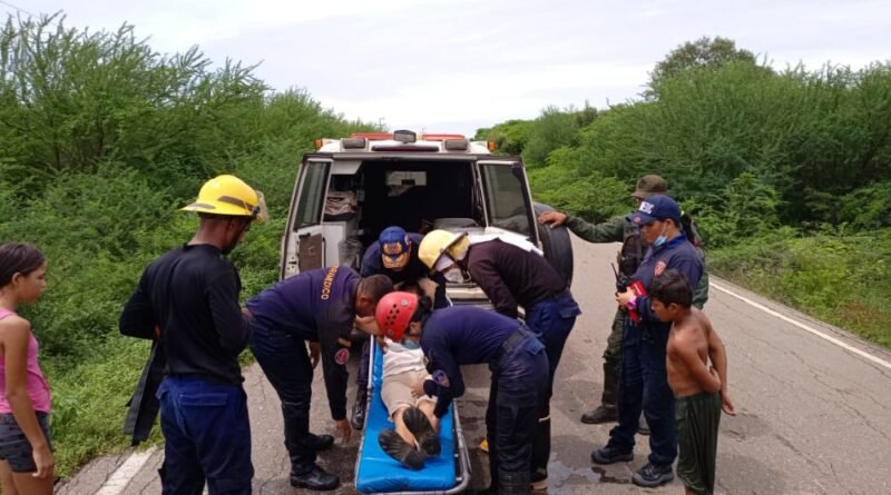 Alcaldía Bolivariana de Miranda atiende emergencias por fuertes lluvias