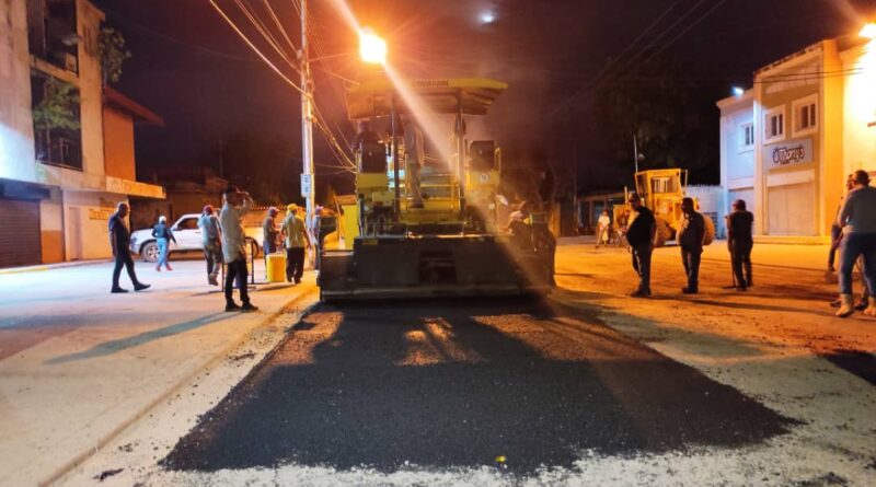 Alcaldía de Cabimas asfaltó un tramo de la carretera "J"