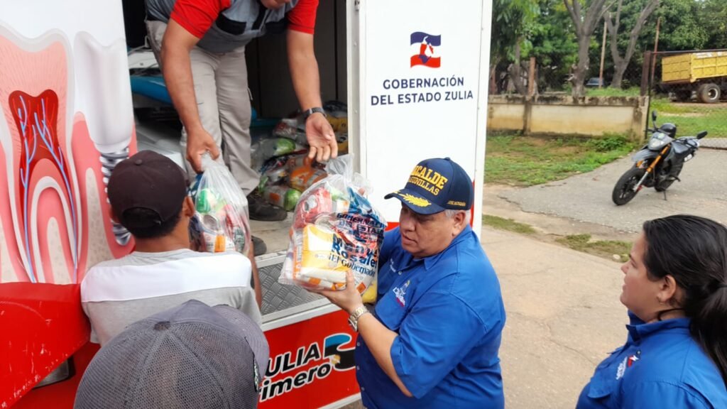 Alcaldía de Lagunillas y Gobernación del Zulia atienden a afectados por las lluvias