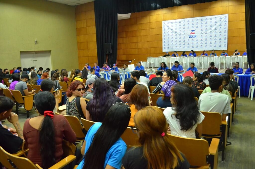 Cerca de 2 mil bachilleres fueron censados para las becas JEL en Lagunillas