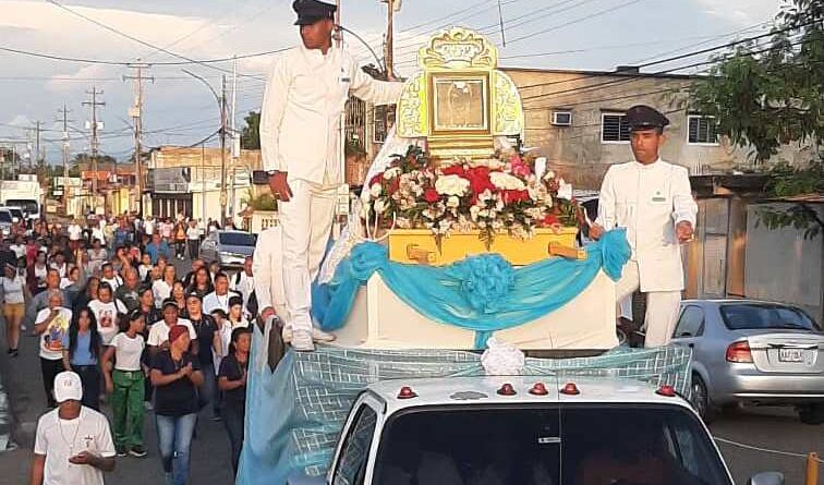 Reliquia de La Chinita visitó al municipio Valmore Rodríguez