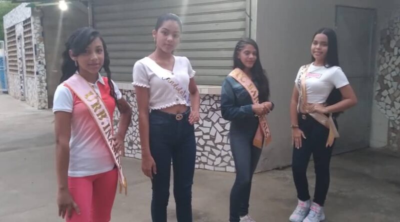 Electas reinas del 22° aniversario de la creación del Santuario Divino Niño