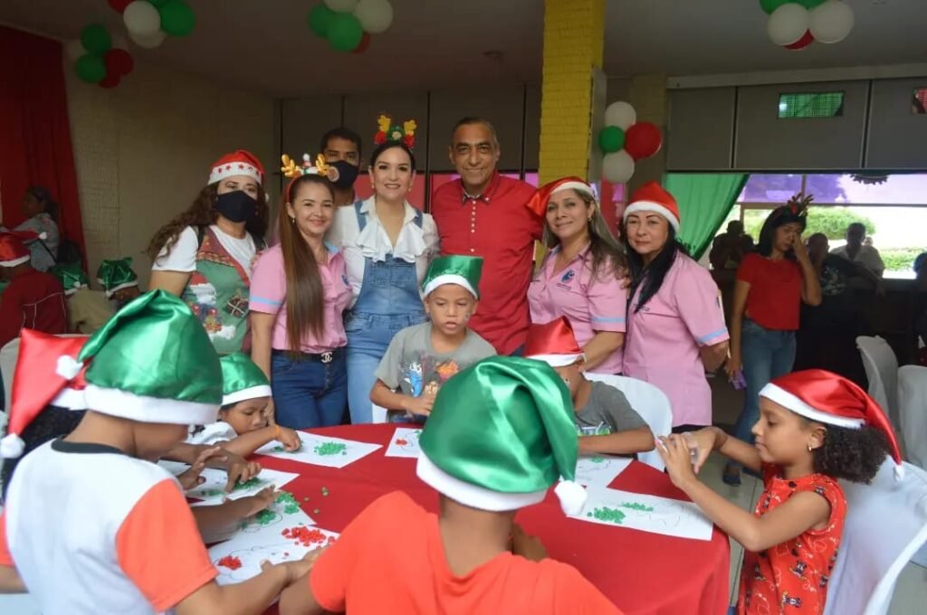 En Santa Rita brindan a los niños actividad "La Alegría en Navidad"