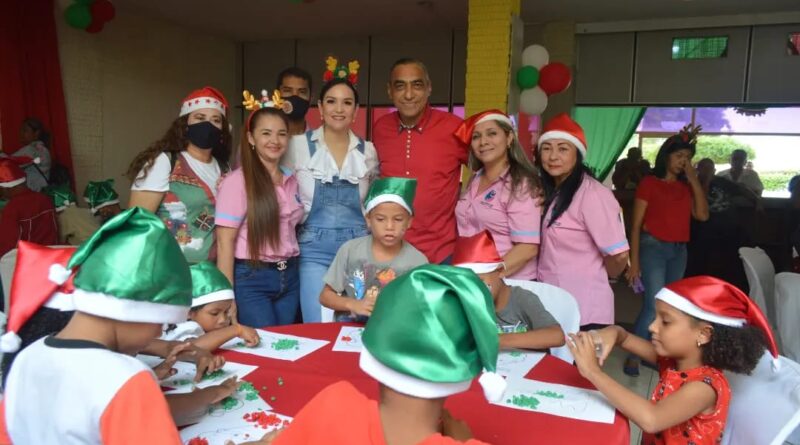 En Santa Rita brindan a los niños actividad "La Alegría en Navidad"