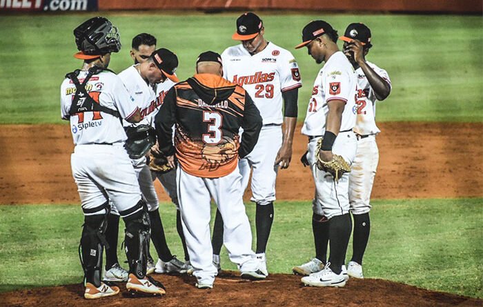 Águilas despide a Marco Davalillo y asume Orlando Muñoz