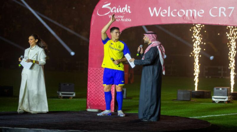 Cristiano Ronaldo fue presentado por el Al Nassr
