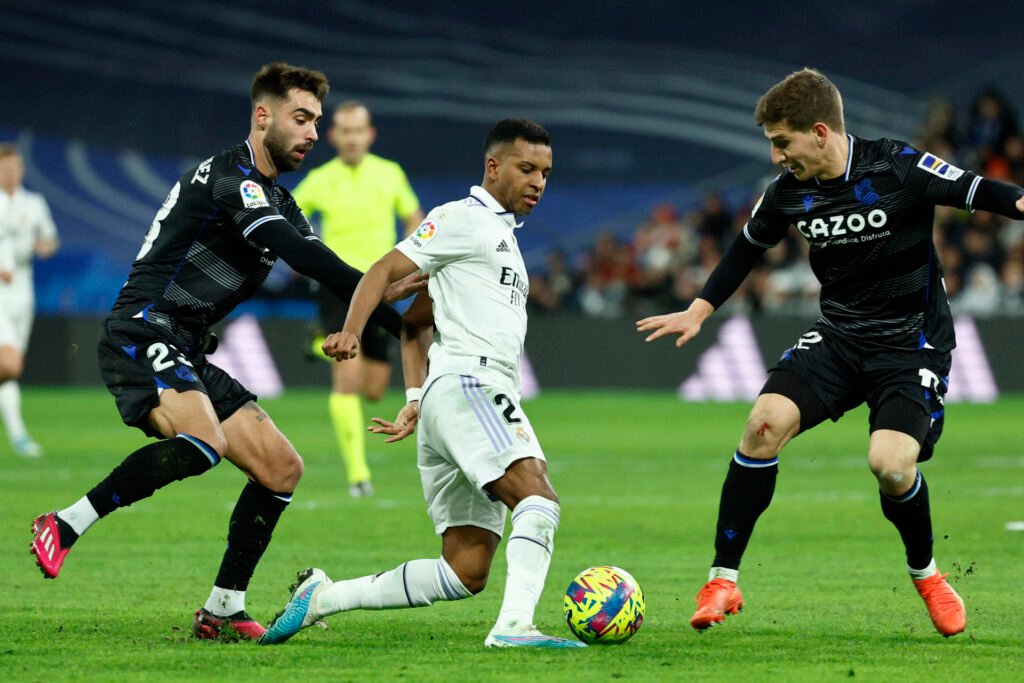 Madrid no pudo pasar del empate y se aleja del puntero Barcelona
