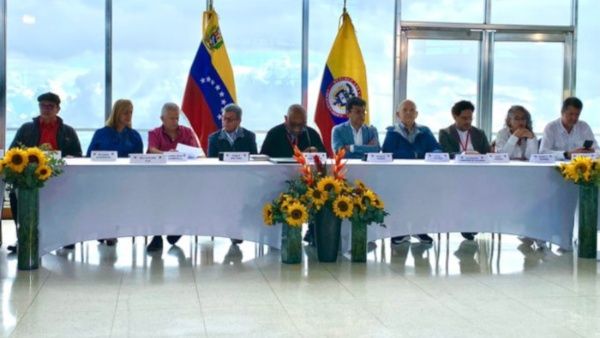 Gobierno colombiano y el ELN se reunirán este 18-E en Caracas