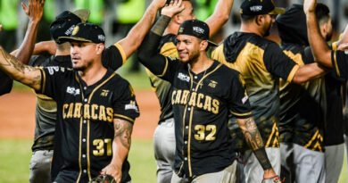 Leones derrotó a Navegantes y los envió al último puesto