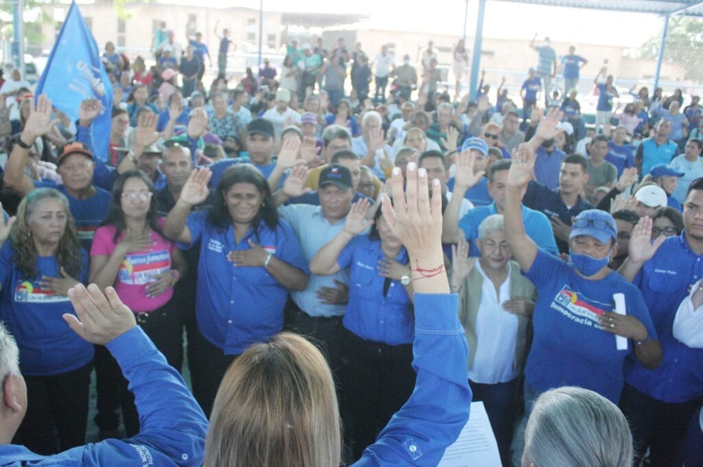 UNT-Zulia juramentó 4 mil 200 líderes parroquiales y municipales