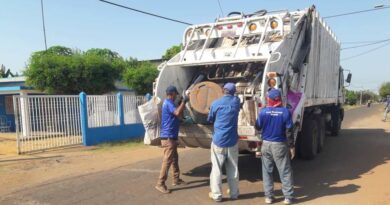 Restituyen servicio de aseo urbano en la parroquia Campo Lara 