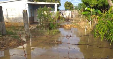 En Cabimas exigen a Hidrolago corregir botes de aguas blancas