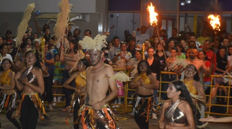 Más de 16 comparsas participaron en desfile de Carnaval en Santa Rita