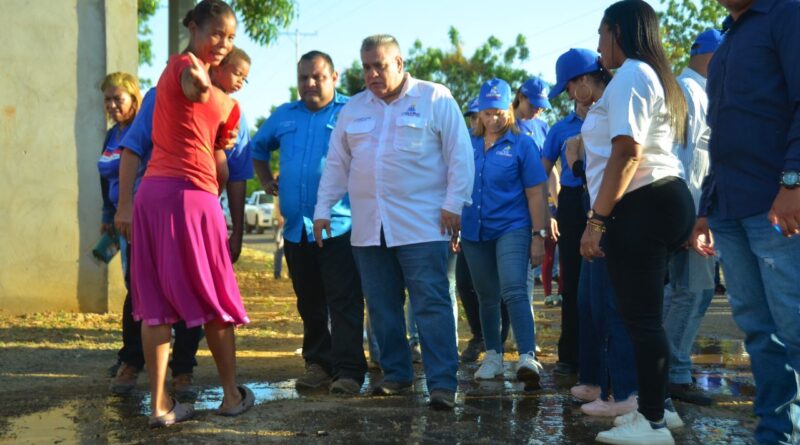 Alcalde Mosquera recorrió El Danto en un contacto directo con las comunidades