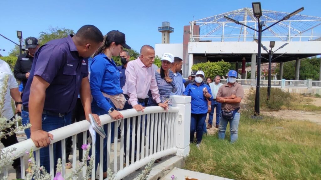 Avanzan trabajos de construcción y recuperación del Parque La Marina