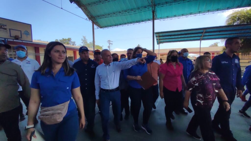 Gobernador profundiza la modernización de escuelas y centros de salud en el Zulia
