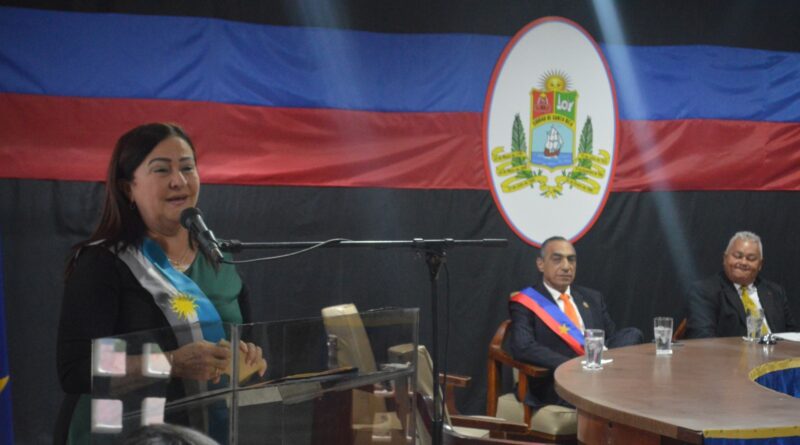 Nidia de Atencio exhortó a las mujeres a luchar y seguir venciendo obstáculos