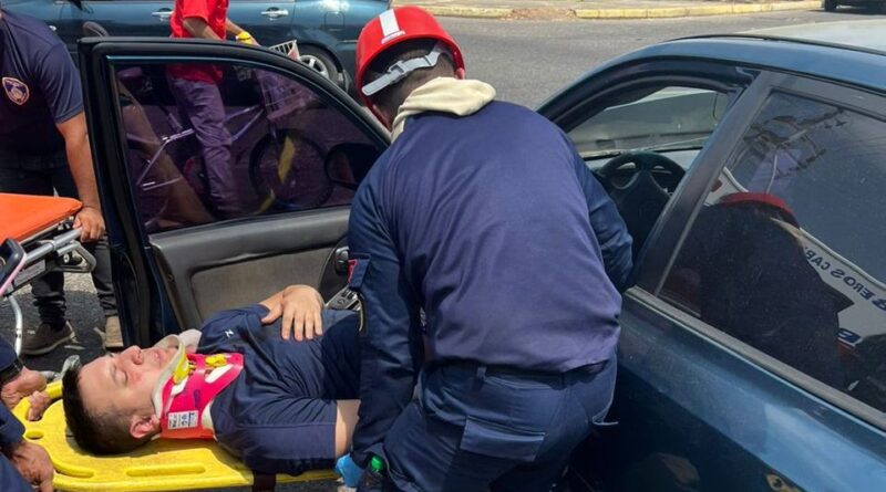 Accidente automovilístico dejó 4 personas lesionadas en Cabimas