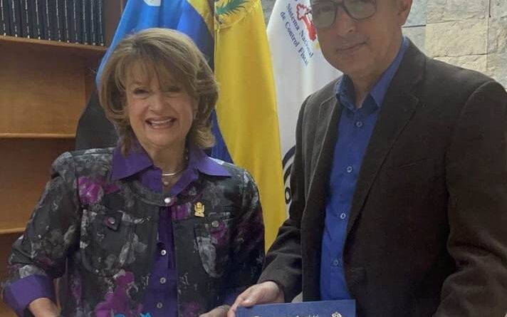 Presidente del Clezulia entregó Informe de Gestión 2022 a la Contraloría del estado