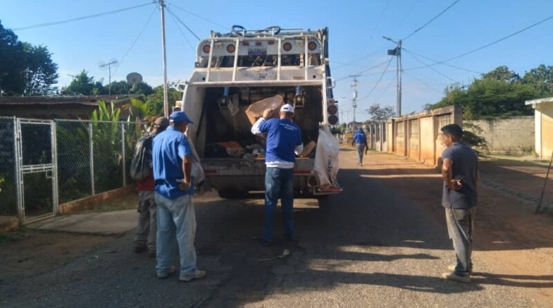 Escasez de combustible afecta recolección de desechos sólidos en Lagunillas