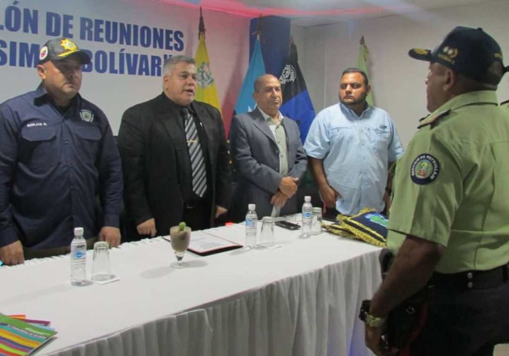 PoliLagunillas juramentó a 24 nuevos funcionarios