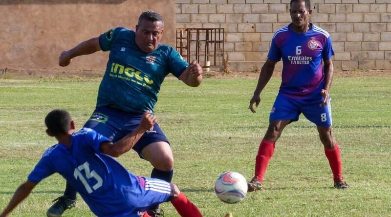 Gallego domina en todos los frentes del fútbol en la Lidedmc