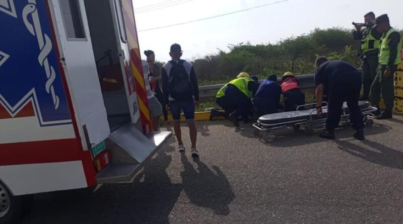 Dos lesionados dejó choque en la Lara-Zulia. Distribuidor San Benito