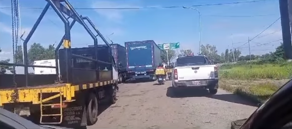 Yukpas vuelven a cerrar el puente Gral. Rafael Urdaneta