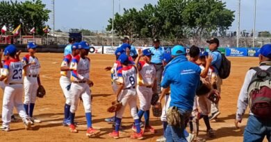 Venezuela A y B jugarán la final del Latinoamericano de Béisbol Infantil