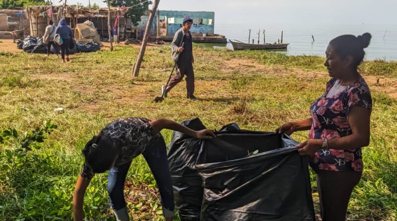 Nueva jornada de limpieza de las riberas del lago se llevó a cabo en el municipio Santa Rita