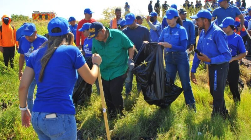 Lagunillas se sumó al rescate de las riberas del Lago de Maracaibo