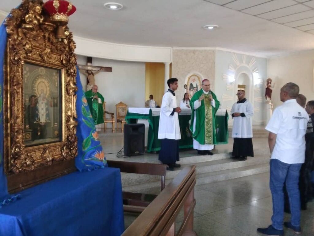 Monseñor Ángel Francisco Caraballo ofició misa de Acción de Gracias en Santa Rita