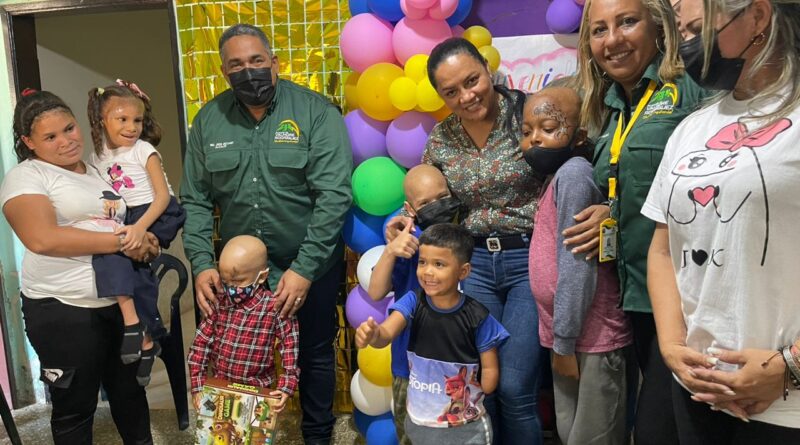 Consejo Municipal de Derecho agasajó a niños pacientes oncológicos de Valmore Rodríguez