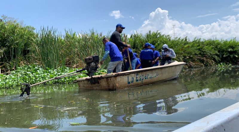 Alcaldía de Lagunillas realizó 5ta. jornada de saneamiento del Lago en el Caño La "O"