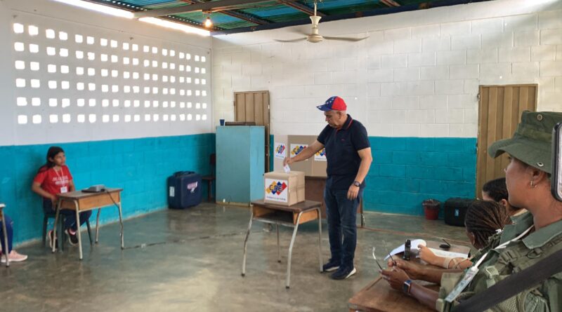 Alcalde José Mosquera: tenemos el deber de proteger la zona del Esequibo