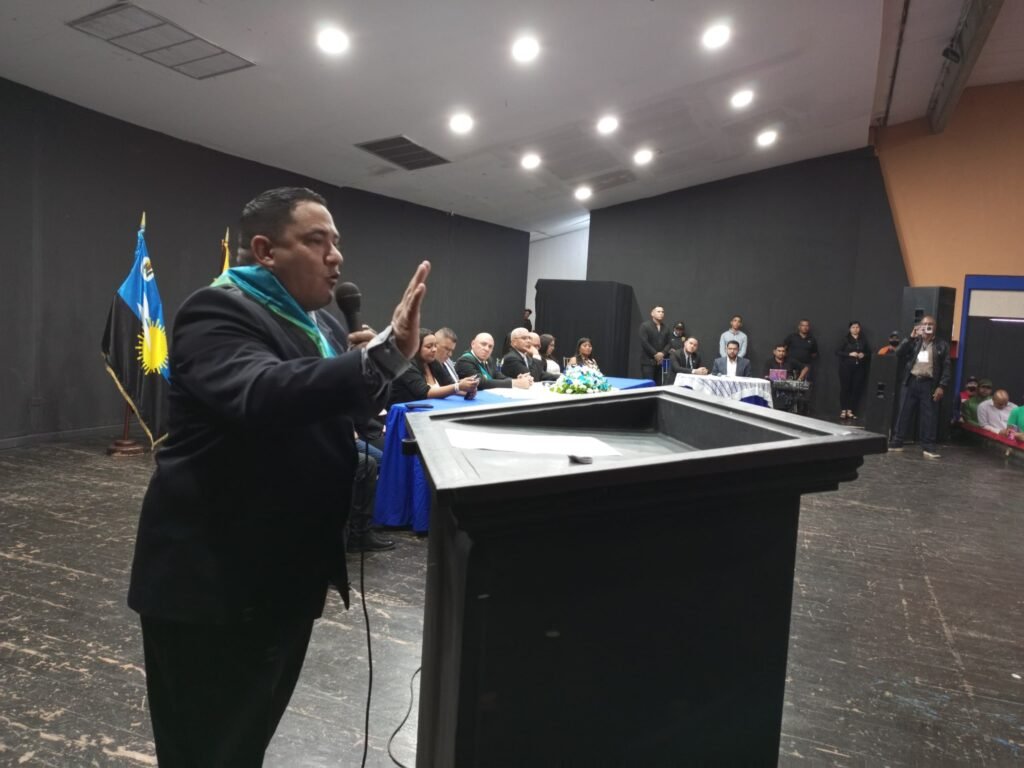 Ángel Mata asumió presidencia del Concejo Municipal en Cabimas